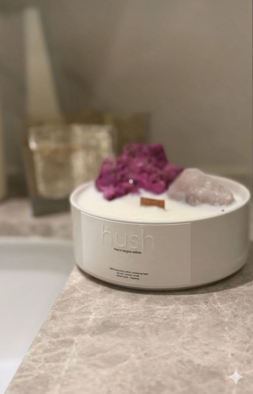 Crystal Candle Collection - 𝑹𝒐𝒔𝒆 𝑸𝒖𝒂𝒓𝒕𝒛 + 𝑹𝒖𝒃𝒚 𝑪𝒐𝒓𝒖𝒏𝒅𝒖𝒎